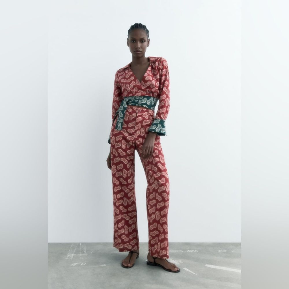 - Zara 2 piece light weight print 2 piece set